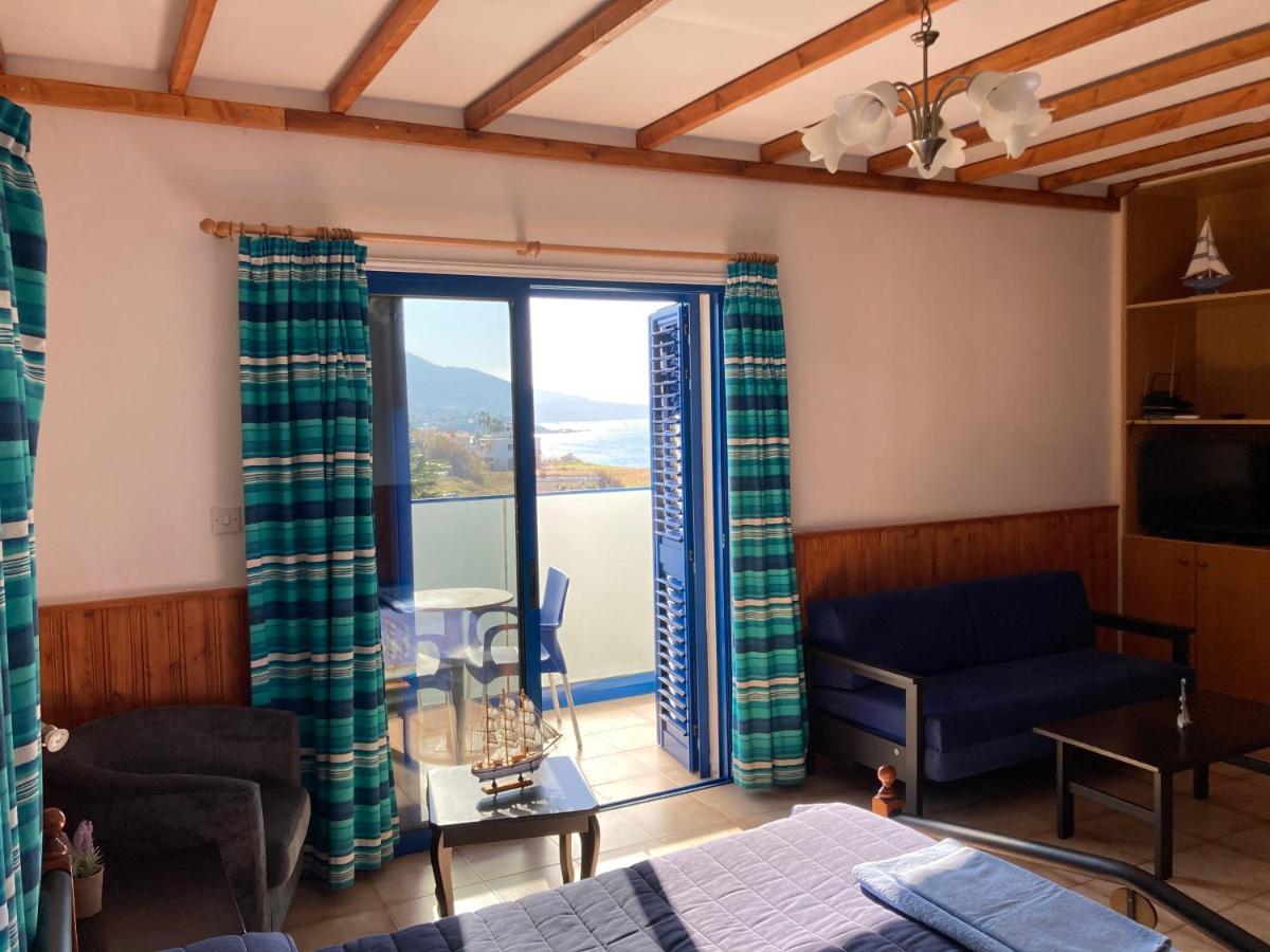 Kanalli Apartments Pomos Buitenkant foto
