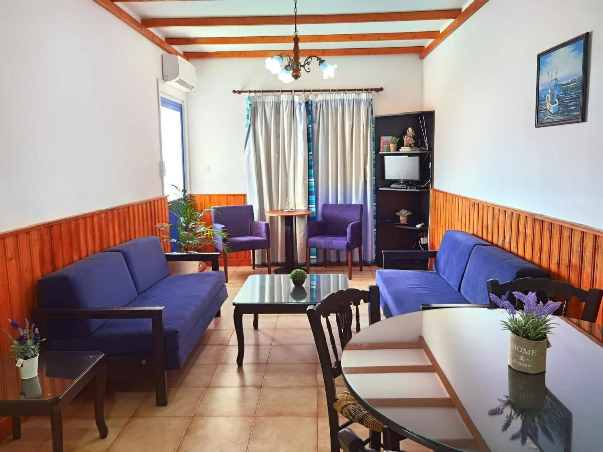 Kanalli Apartments Pomos Buitenkant foto