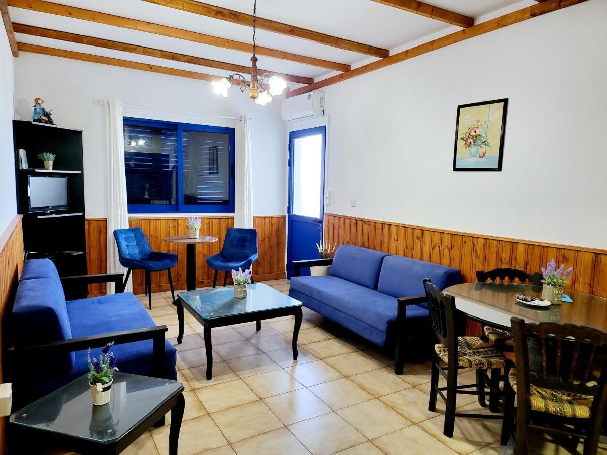 Kanalli Apartments Pomos Buitenkant foto