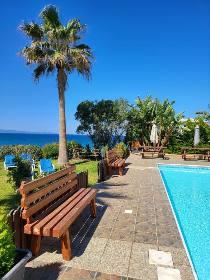 Kanalli Apartments Pomos Buitenkant foto