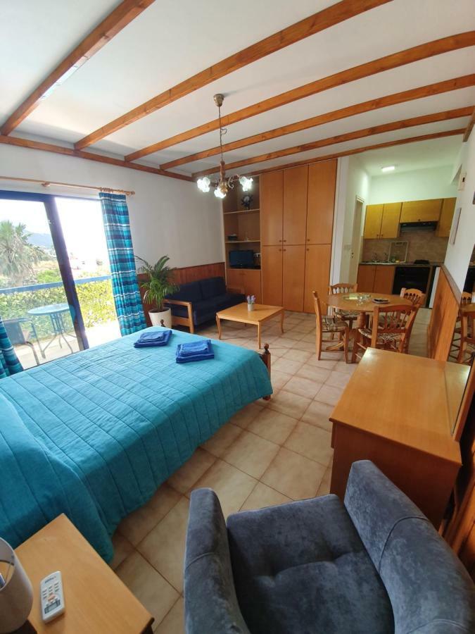 Kanalli Apartments Pomos Buitenkant foto