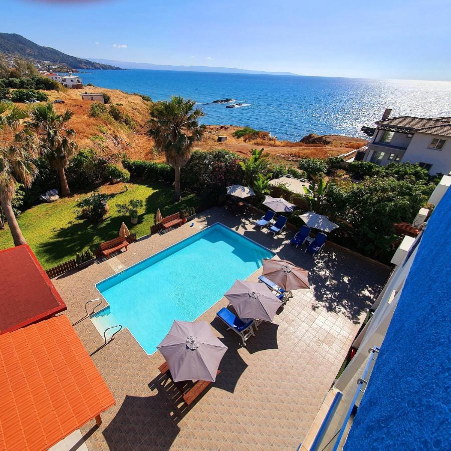 Kanalli Apartments Pomos Buitenkant foto